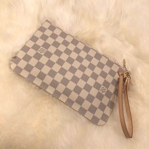 100% AUTHENTIC LOUIS VUITTON NEVERFULL POUCH
